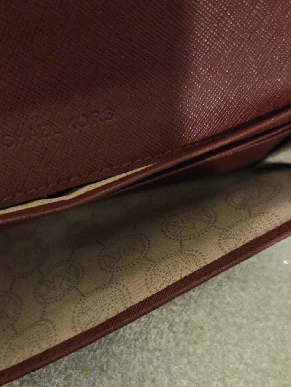Michael Kors Jetset Slim Saffiano Leather Wallet